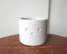 Load image into Gallery viewer, Merry - Small Succulent Planter - Rootshell Planters